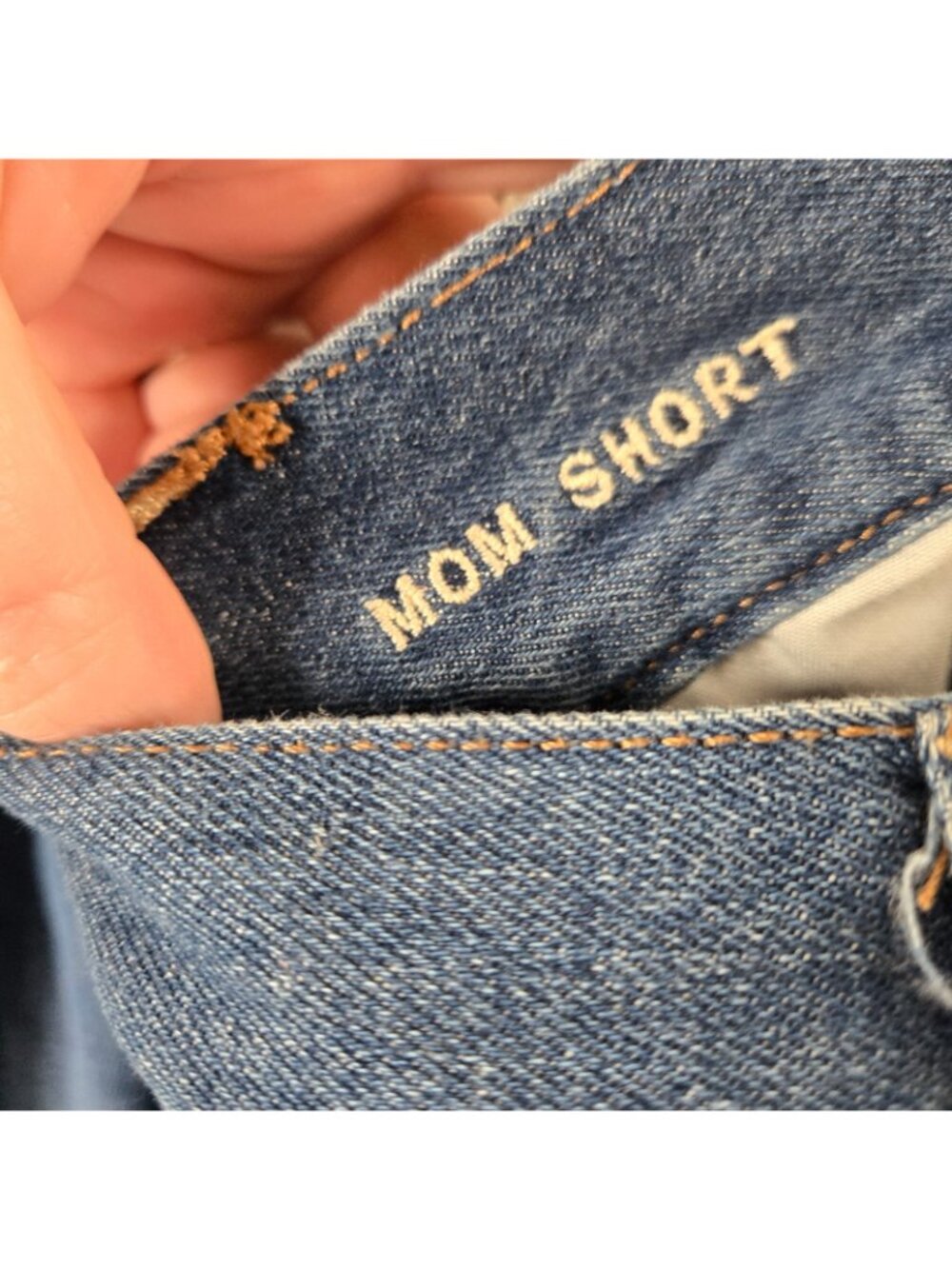 American Eagle 20 Mom Shorts Denim Jean Shorts Raw Hem Cut off Festival Party - Picture 6 of 11